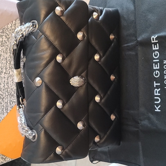 KURT GEIGER Kensington XXL Black Leather Crossbody Bag - Picture 8 of 16